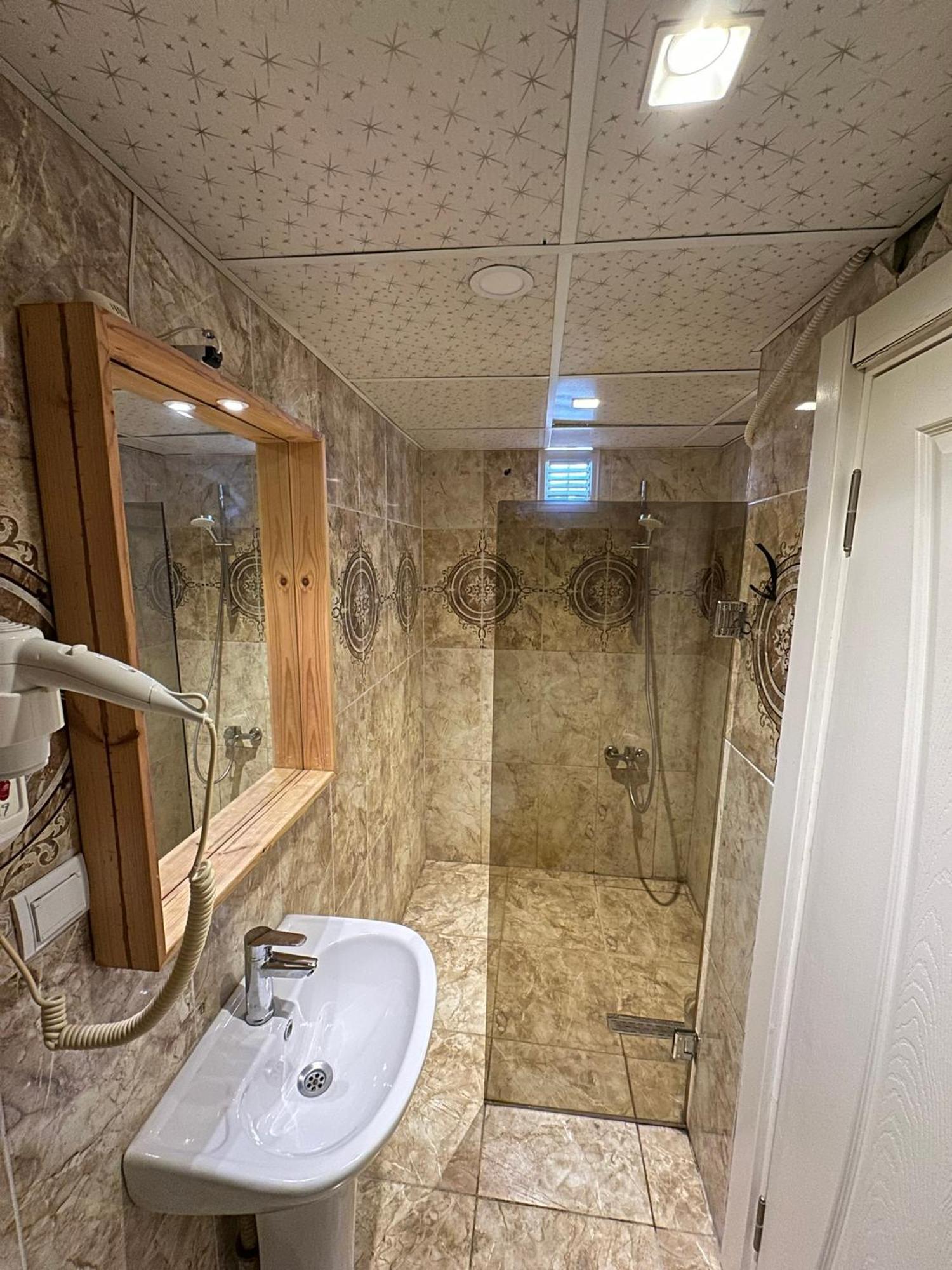 Hotel Alyans アンタルヤ エクステリア 写真